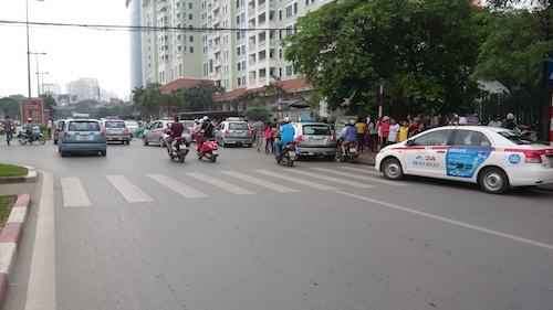 Giao thông thủ đô thông thoáng sáng 30/4 ảnh 4